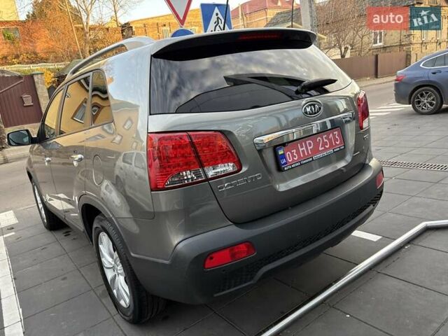 Сірий Кіа Соренто, об'ємом двигуна 2.2 л та пробігом 199 тис. км за 13600 $, фото 11 на Automoto.ua