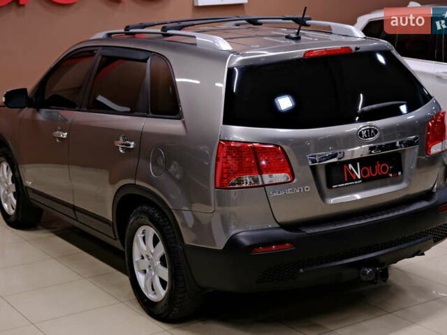 Серый Киа Соренто, объемом двигателя 2.4 л и пробегом 180 тыс. км за 11900 $, фото 14 на Automoto.ua