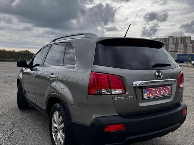 Серый Киа Соренто, объемом двигателя 0 л и пробегом 174 тыс. км за 14000 $, фото 18 на Automoto.ua