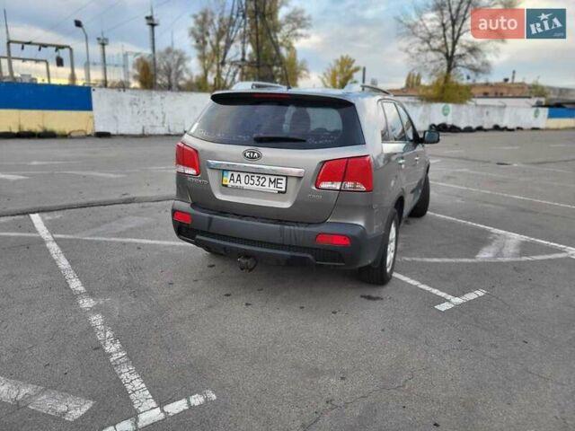 Серый Киа Соренто, объемом двигателя 2.2 л и пробегом 207 тыс. км за 13500 $, фото 5 на Automoto.ua