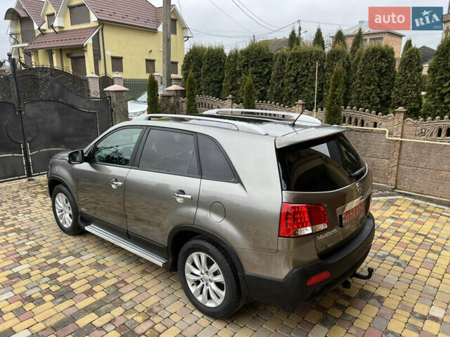 Сірий Кіа Соренто, об'ємом двигуна 2.2 л та пробігом 210 тис. км за 13800 $, фото 10 на Automoto.ua