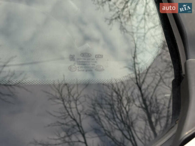 Сірий Кіа Соренто, об'ємом двигуна 2.2 л та пробігом 194 тис. км за 14000 $, фото 13 на Automoto.ua