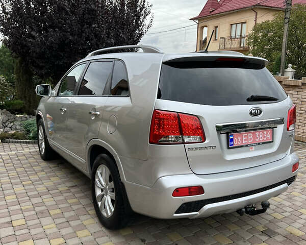 Серый Киа Соренто, объемом двигателя 2.2 л и пробегом 188 тыс. км за 14700 $, фото 3 на Automoto.ua