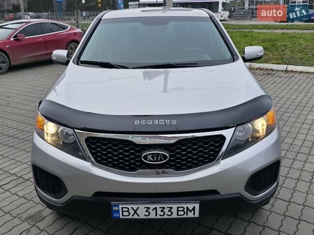 Сірий Кіа Соренто, об'ємом двигуна 2.4 л та пробігом 233 тис. км за 9999 $, фото 5 на Automoto.ua