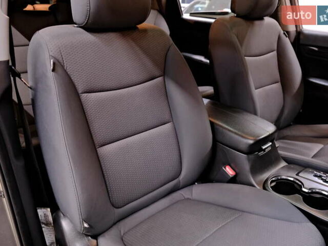 Серый Киа Соренто, объемом двигателя 2.4 л и пробегом 180 тыс. км за 11900 $, фото 44 на Automoto.ua