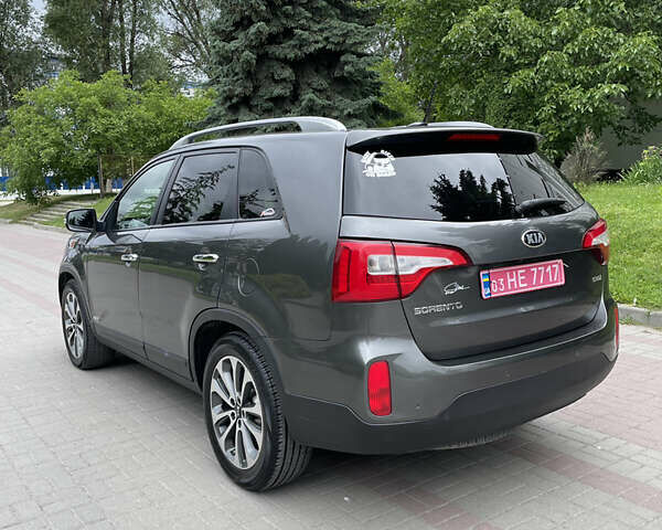 Сірий Кіа Соренто, об'ємом двигуна 2.2 л та пробігом 258 тис. км за 16450 $, фото 5 на Automoto.ua