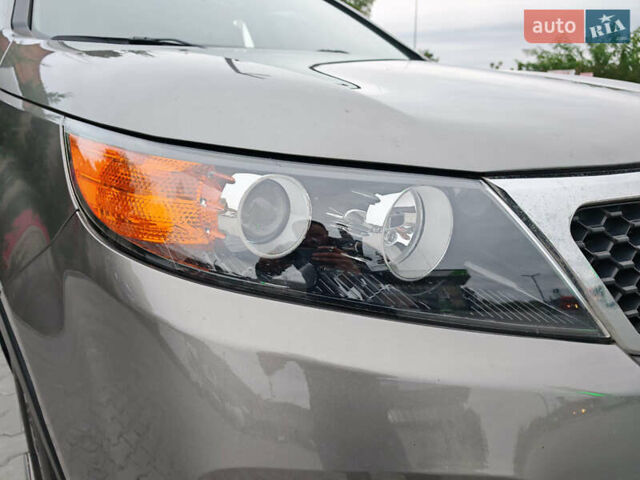 Серый Киа Соренто, объемом двигателя 2.2 л и пробегом 145 тыс. км за 15500 $, фото 26 на Automoto.ua