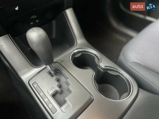 Серый Киа Соренто, объемом двигателя 2.4 л и пробегом 236 тыс. км за 8900 $, фото 18 на Automoto.ua