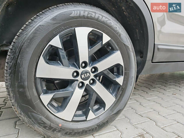 Серый Киа Соренто, объемом двигателя 2.2 л и пробегом 145 тыс. км за 15500 $, фото 64 на Automoto.ua