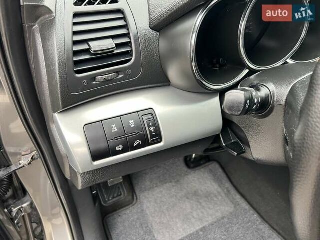 Серый Киа Соренто, объемом двигателя 2.2 л и пробегом 199 тыс. км за 14800 $, фото 29 на Automoto.ua