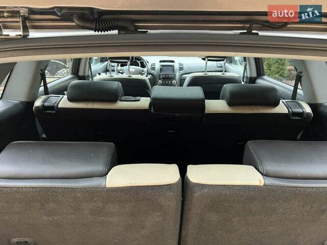 Сірий Кіа Соренто, об'ємом двигуна 2.2 л та пробігом 210 тис. км за 13800 $, фото 37 на Automoto.ua
