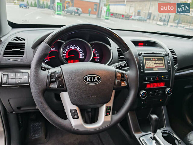 Серый Киа Соренто, объемом двигателя 2.2 л и пробегом 145 тыс. км за 15500 $, фото 37 на Automoto.ua