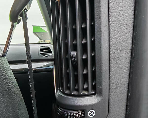 Серый Киа Соренто, объемом двигателя 2.2 л и пробегом 145 тыс. км за 15500 $, фото 16 на Automoto.ua