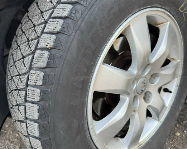 Серый Киа Соренто, объемом двигателя 2.2 л и пробегом 207 тыс. км за 12300 $, фото 35 на Automoto.ua