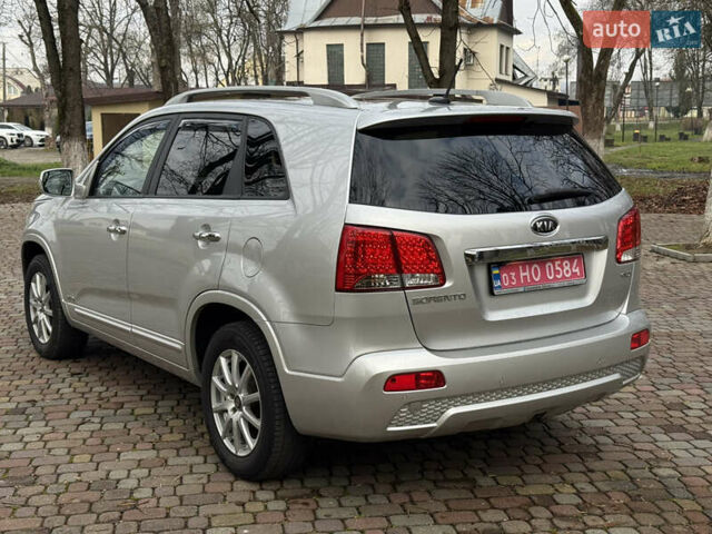 Сірий Кіа Соренто, об'ємом двигуна 2.2 л та пробігом 194 тис. км за 14000 $, фото 20 на Automoto.ua