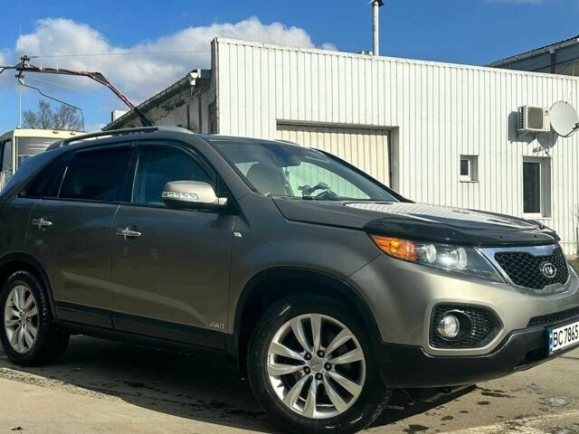 Сірий Кіа Соренто, об'ємом двигуна 2.2 л та пробігом 235 тис. км за 11000 $, фото 3 на Automoto.ua