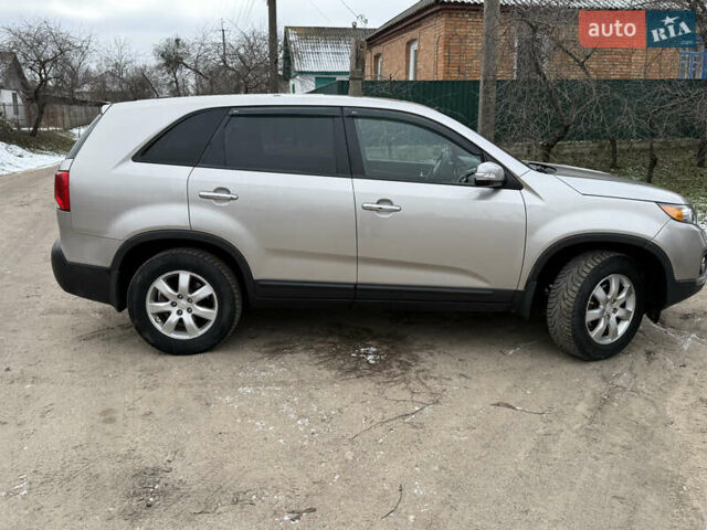 Серый Киа Соренто, объемом двигателя 2.4 л и пробегом 256 тыс. км за 12299 $, фото 5 на Automoto.ua