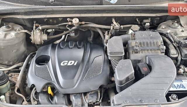 Сірий Кіа Соренто, об'ємом двигуна 2.36 л та пробігом 162 тис. км за 11500 $, фото 5 на Automoto.ua