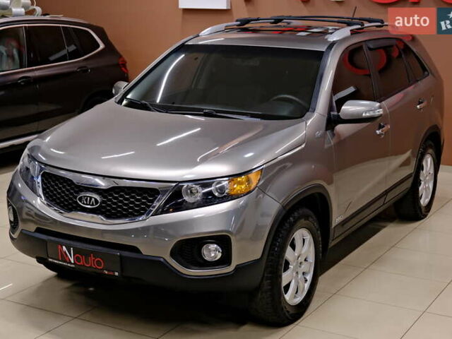 Серый Киа Соренто, объемом двигателя 2.4 л и пробегом 180 тыс. км за 11900 $, фото 2 на Automoto.ua