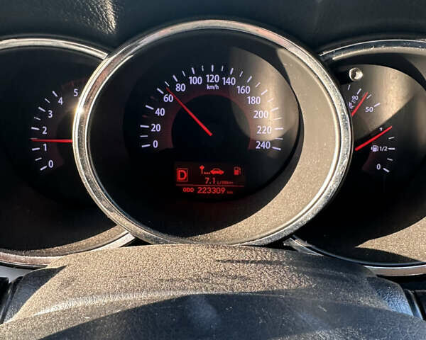 Сірий Кіа Соренто, об'ємом двигуна 2.2 л та пробігом 240 тис. км за 11500 $, фото 16 на Automoto.ua