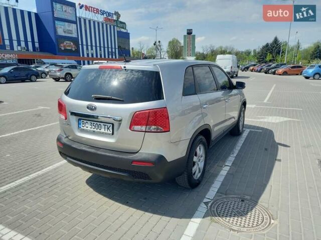 Серый Киа Соренто, объемом двигателя 2.36 л и пробегом 254 тыс. км за 9800 $, фото 5 на Automoto.ua