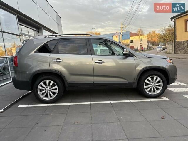 Сірий Кіа Соренто, об'ємом двигуна 2.2 л та пробігом 199 тис. км за 13600 $, фото 7 на Automoto.ua