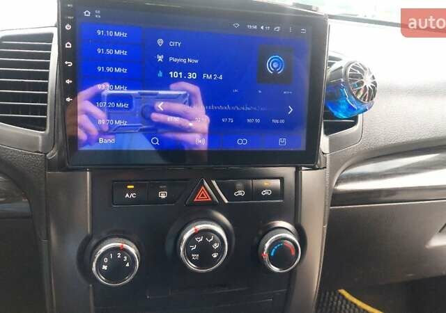 Сірий Кіа Соренто, об'ємом двигуна 2.36 л та пробігом 250 тис. км за 10300 $, фото 19 на Automoto.ua
