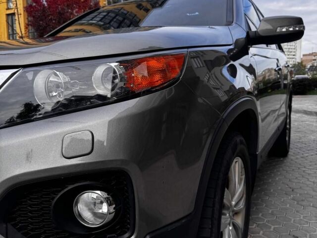 Серый Киа Соренто, объемом двигателя 0 л и пробегом 174 тыс. км за 14000 $, фото 9 на Automoto.ua