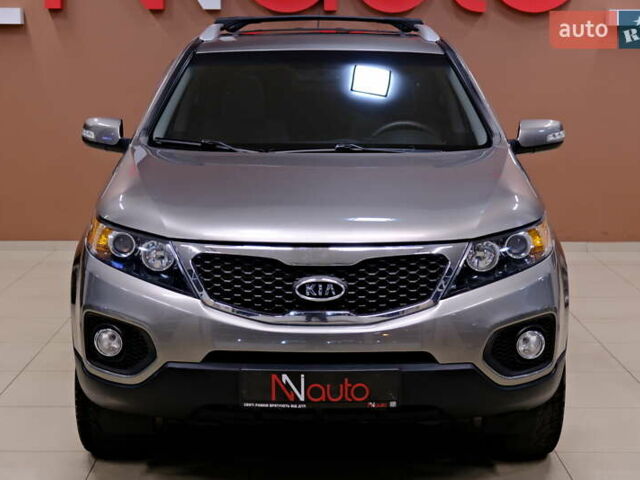 Серый Киа Соренто, объемом двигателя 2.4 л и пробегом 180 тыс. км за 11900 $, фото 1 на Automoto.ua