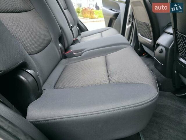 Сірий Кіа Соренто, об'ємом двигуна 2.4 л та пробігом 233 тис. км за 9999 $, фото 39 на Automoto.ua