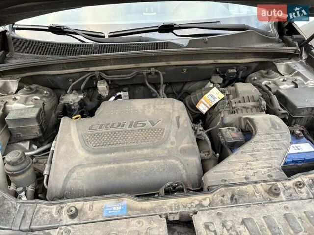 Сірий Кіа Соренто, об'ємом двигуна 2.2 л та пробігом 199 тис. км за 13600 $, фото 30 на Automoto.ua