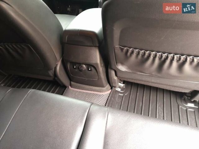 Серый Киа Соренто, объемом двигателя 2 л и пробегом 157 тыс. км за 14500 $, фото 9 на Automoto.ua