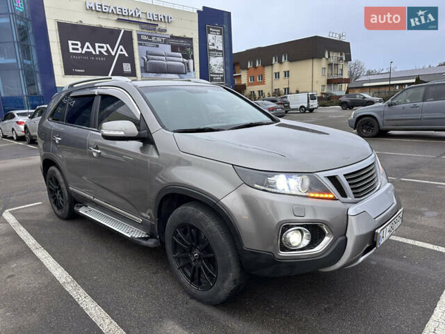 Сірий Кіа Соренто, об'ємом двигуна 2.2 л та пробігом 240 тис. км за 11500 $, фото 1 на Automoto.ua