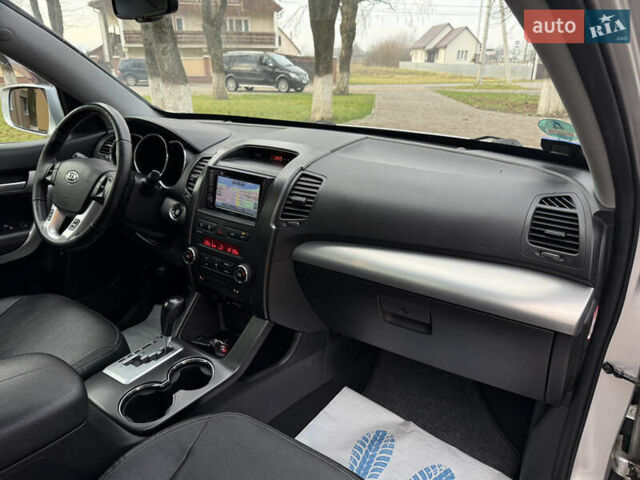 Сірий Кіа Соренто, об'ємом двигуна 2.2 л та пробігом 194 тис. км за 14000 $, фото 42 на Automoto.ua