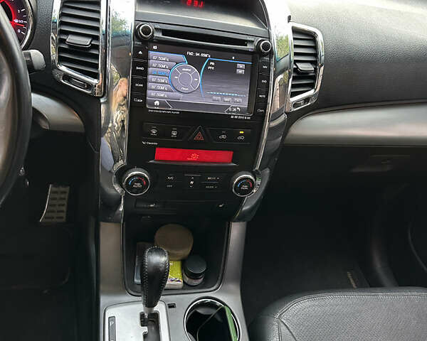 Сірий Кіа Соренто, об'ємом двигуна 2.2 л та пробігом 240 тис. км за 11500 $, фото 10 на Automoto.ua