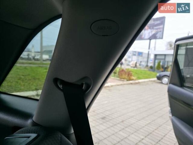 Сірий Кіа Соренто, об'ємом двигуна 2.4 л та пробігом 233 тис. км за 9999 $, фото 54 на Automoto.ua