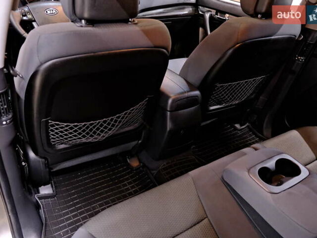 Серый Киа Соренто, объемом двигателя 2.4 л и пробегом 180 тыс. км за 11900 $, фото 33 на Automoto.ua