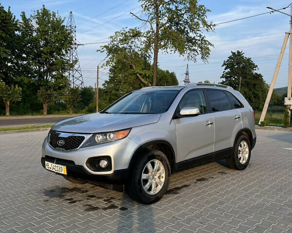 Сірий Кіа Соренто, об'ємом двигуна 2.4 л та пробігом 219 тис. км за 8999 $, фото 27 на Automoto.ua