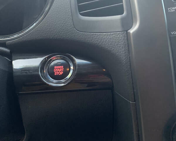 Серый Киа Соренто, объемом двигателя 3.5 л и пробегом 191 тыс. км за 14000 $, фото 24 на Automoto.ua