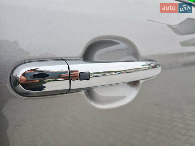 Серый Киа Соренто, объемом двигателя 2.2 л и пробегом 145 тыс. км за 15500 $, фото 62 на Automoto.ua