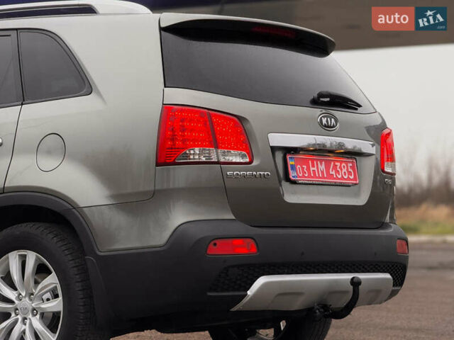 Серый Киа Соренто, объемом двигателя 2 л и пробегом 254 тыс. км за 14400 $, фото 21 на Automoto.ua