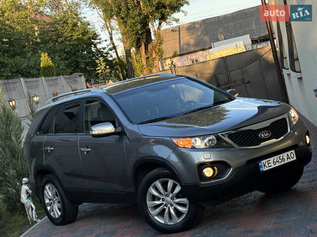 Сірий Кіа Соренто, об'ємом двигуна 2 л та пробігом 150 тис. км за 14700 $, фото 4 на Automoto.ua