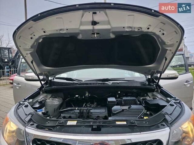 Сірий Кіа Соренто, об'ємом двигуна 2.4 л та пробігом 233 тис. км за 9999 $, фото 24 на Automoto.ua