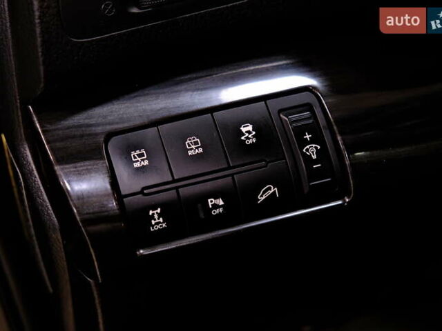 Серый Киа Соренто, объемом двигателя 2.4 л и пробегом 180 тыс. км за 11900 $, фото 17 на Automoto.ua