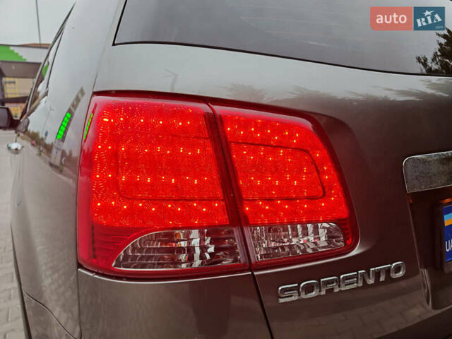 Серый Киа Соренто, объемом двигателя 2.2 л и пробегом 145 тыс. км за 15500 $, фото 21 на Automoto.ua