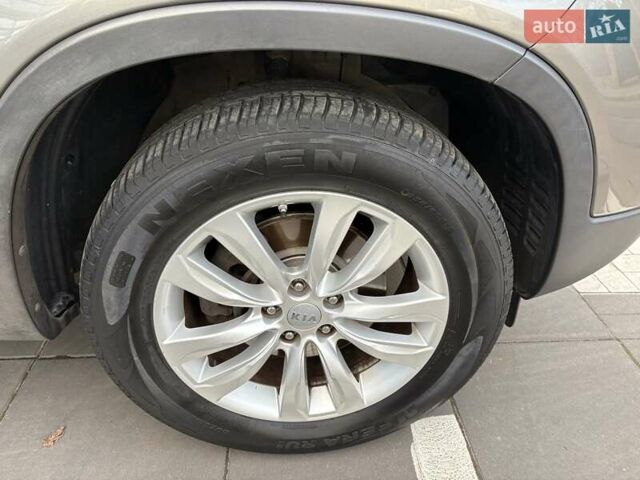 Сірий Кіа Соренто, об'ємом двигуна 2.2 л та пробігом 199 тис. км за 13600 $, фото 24 на Automoto.ua