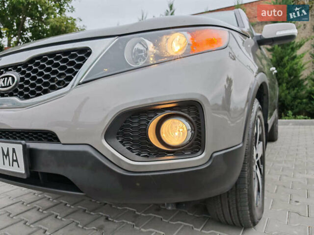 Серый Киа Соренто, объемом двигателя 2.2 л и пробегом 145 тыс. км за 15500 $, фото 23 на Automoto.ua