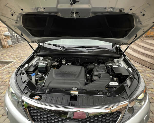 Серый Киа Соренто, объемом двигателя 2.2 л и пробегом 188 тыс. км за 14700 $, фото 22 на Automoto.ua