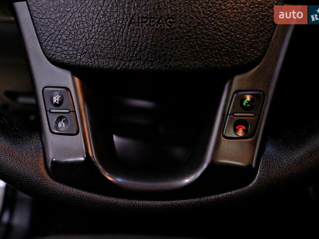 Серый Киа Соренто, объемом двигателя 2.4 л и пробегом 180 тыс. км за 11900 $, фото 26 на Automoto.ua