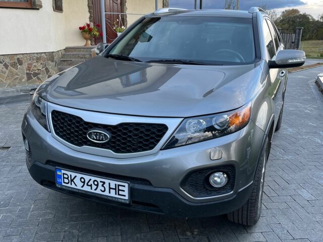 Серый Киа Соренто, объемом двигателя 2.2 л и пробегом 96 тыс. км за 14999 $, фото 3 на Automoto.ua